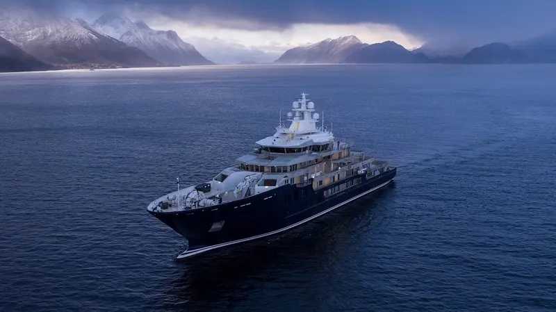 Multiverse yacht