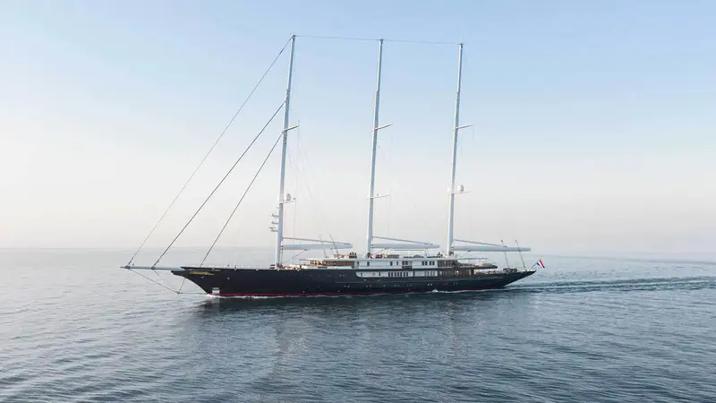 Koru yacht