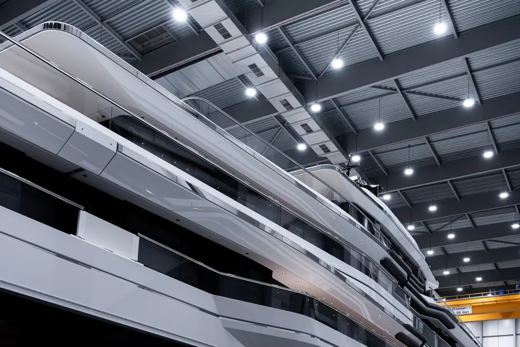 The upper decks of Ulysses inside the build hall, lit from above
