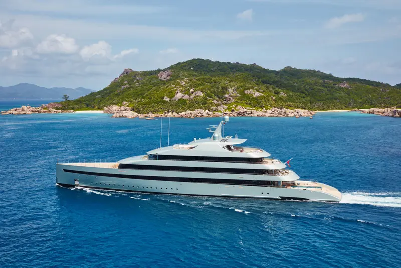 Savannah yacht