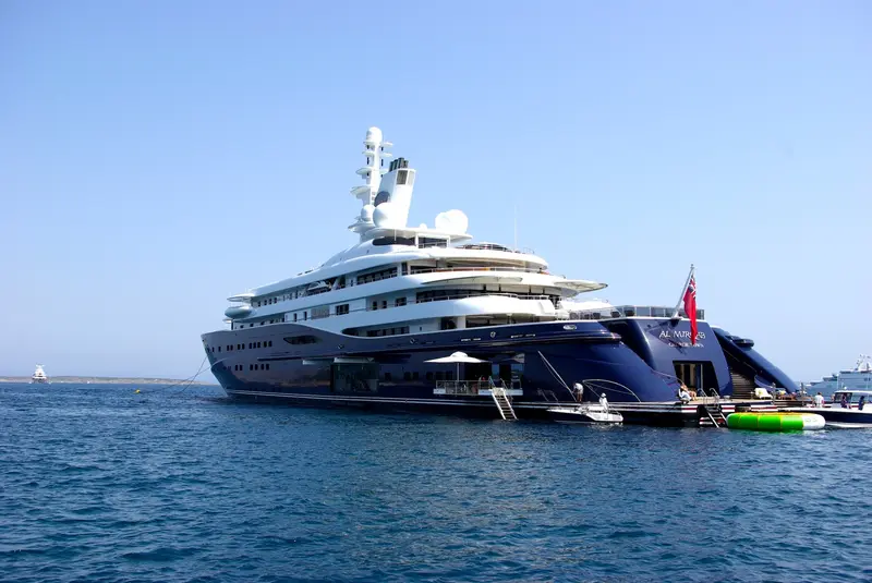 Al Mirqab yacht