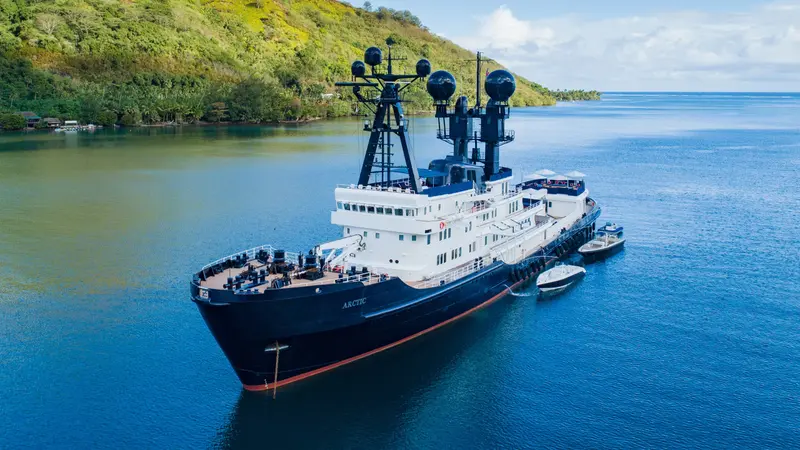 Arctic P yacht